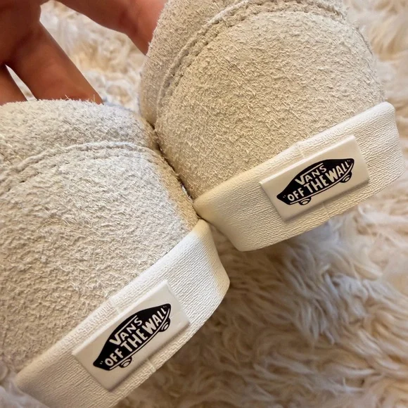 Vans Women's Sneakers in Cream NWOT - Picture 4 of 6